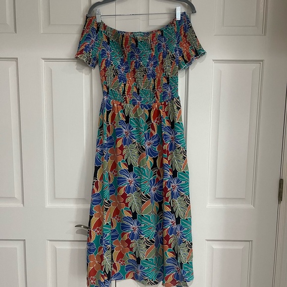 Cupshe Blue and Pink Smocked Off-Shoulder Sundress - Picture 4 of 4